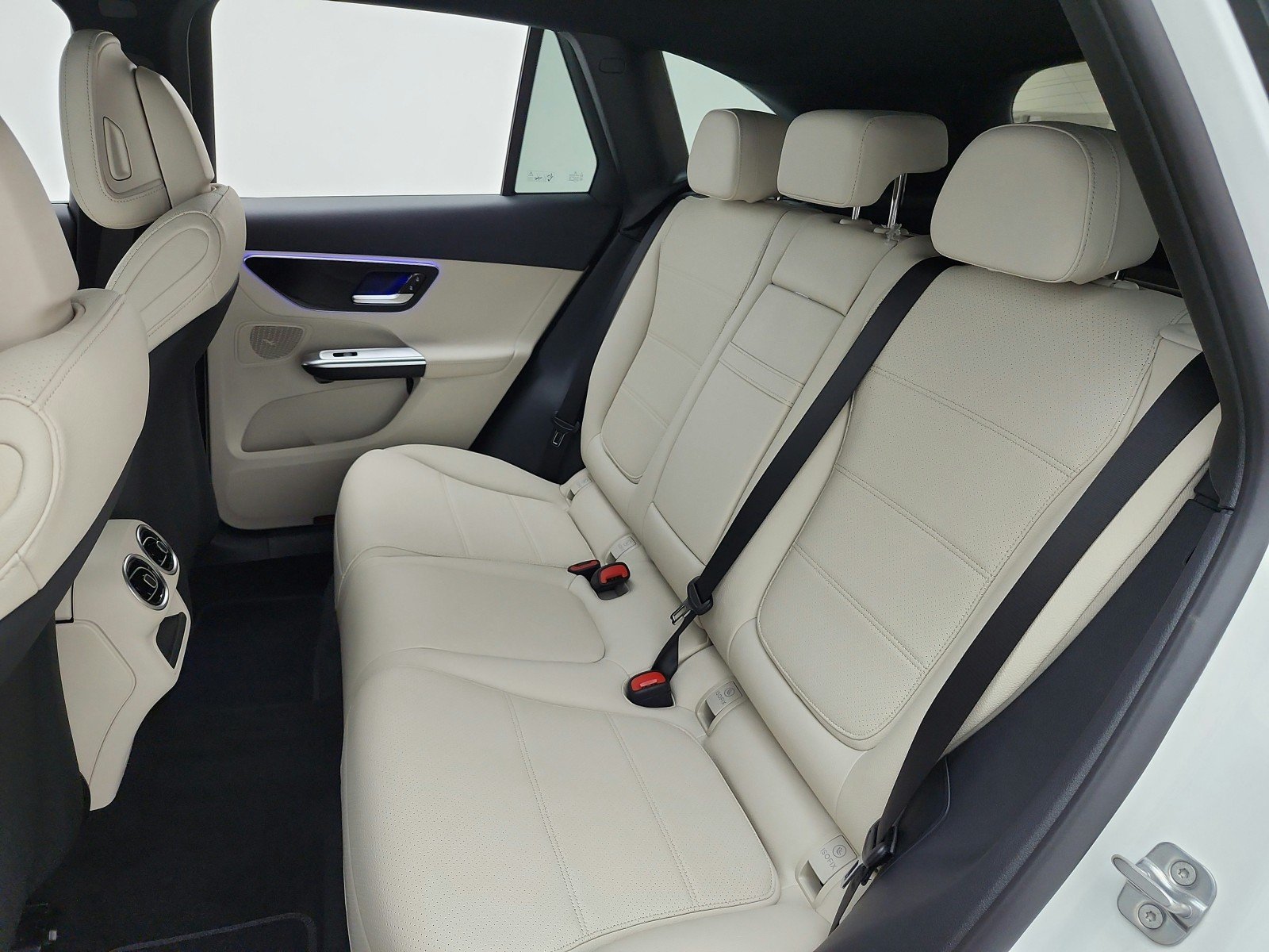 New 2027 Polar White Mercedes-Benz GLC 300 SUV image 11