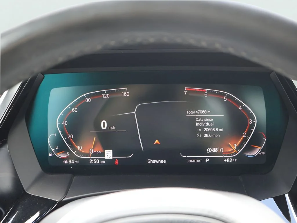 Used 2019 Alpine White BMW sDrive30i image 32
