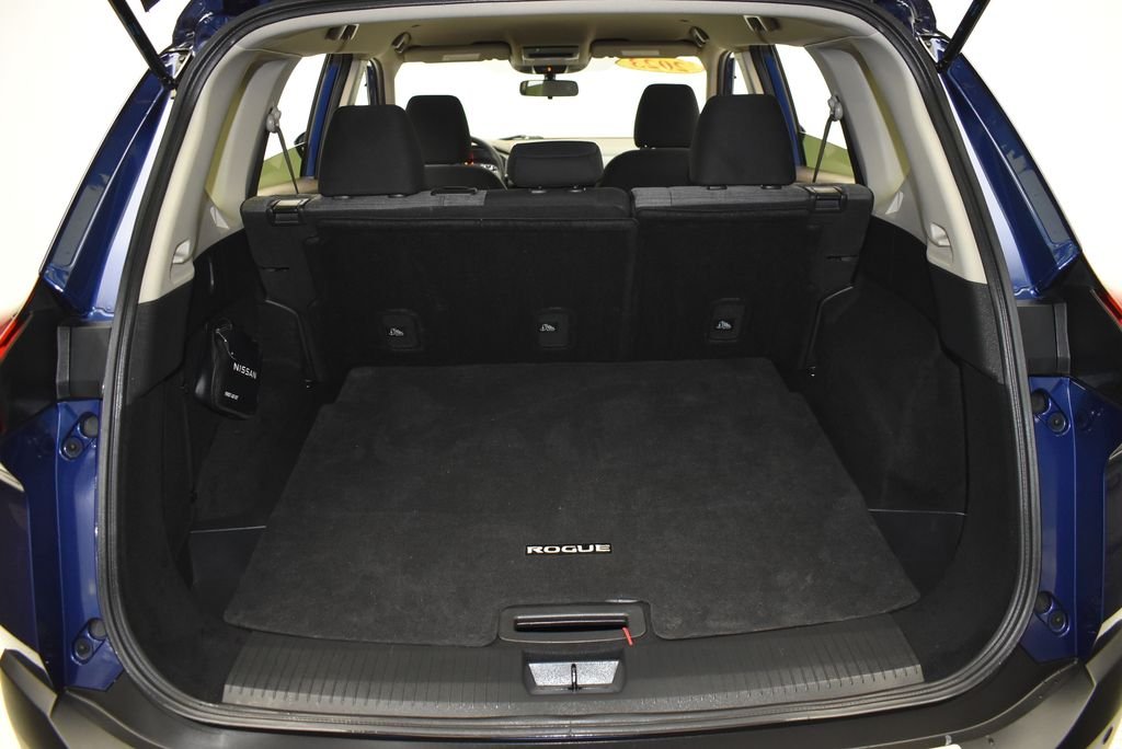 Used 2023 Blue Nissan SV image 33