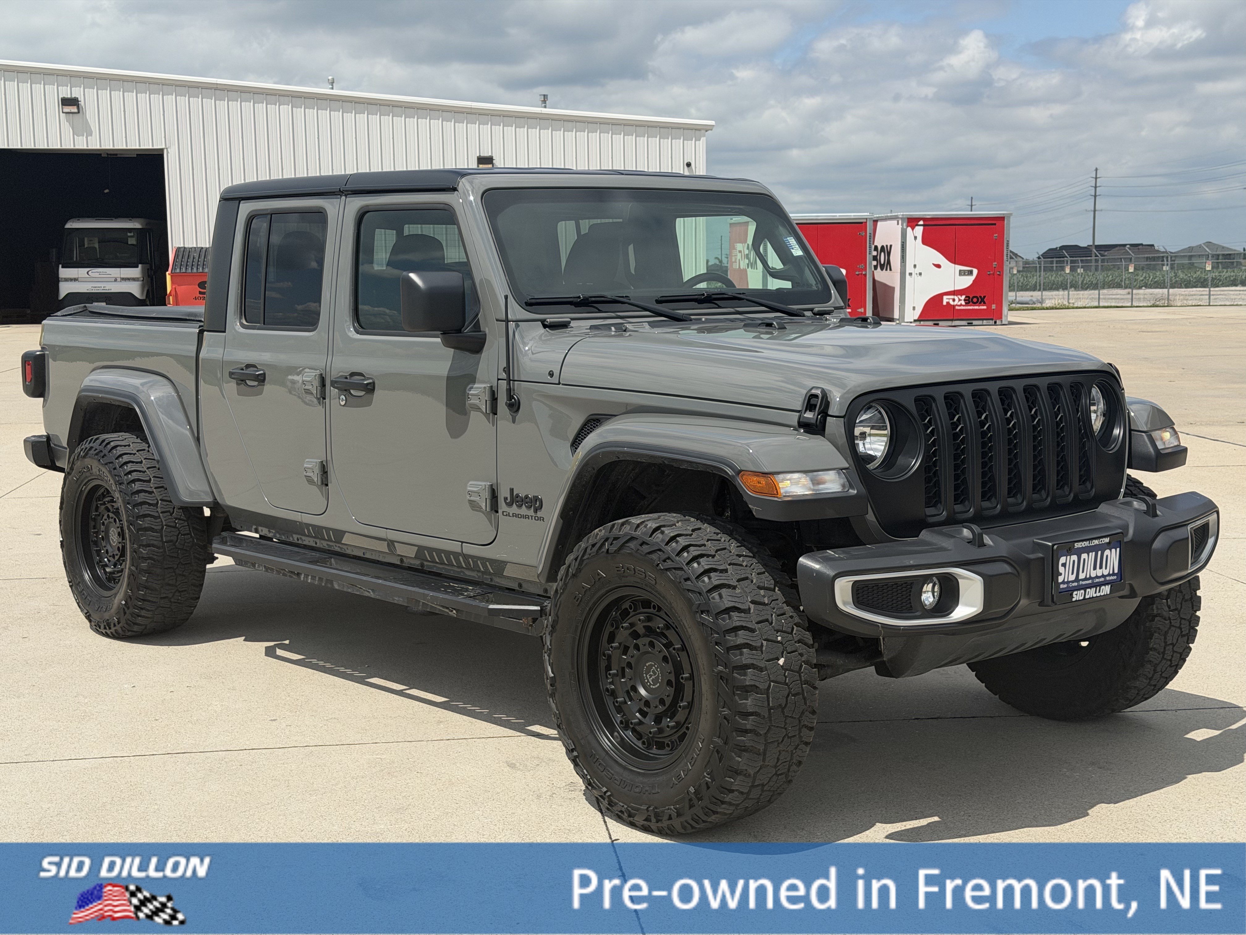 Used 2021 Sting-Gray Clearcoat Jeep Sport S image 11