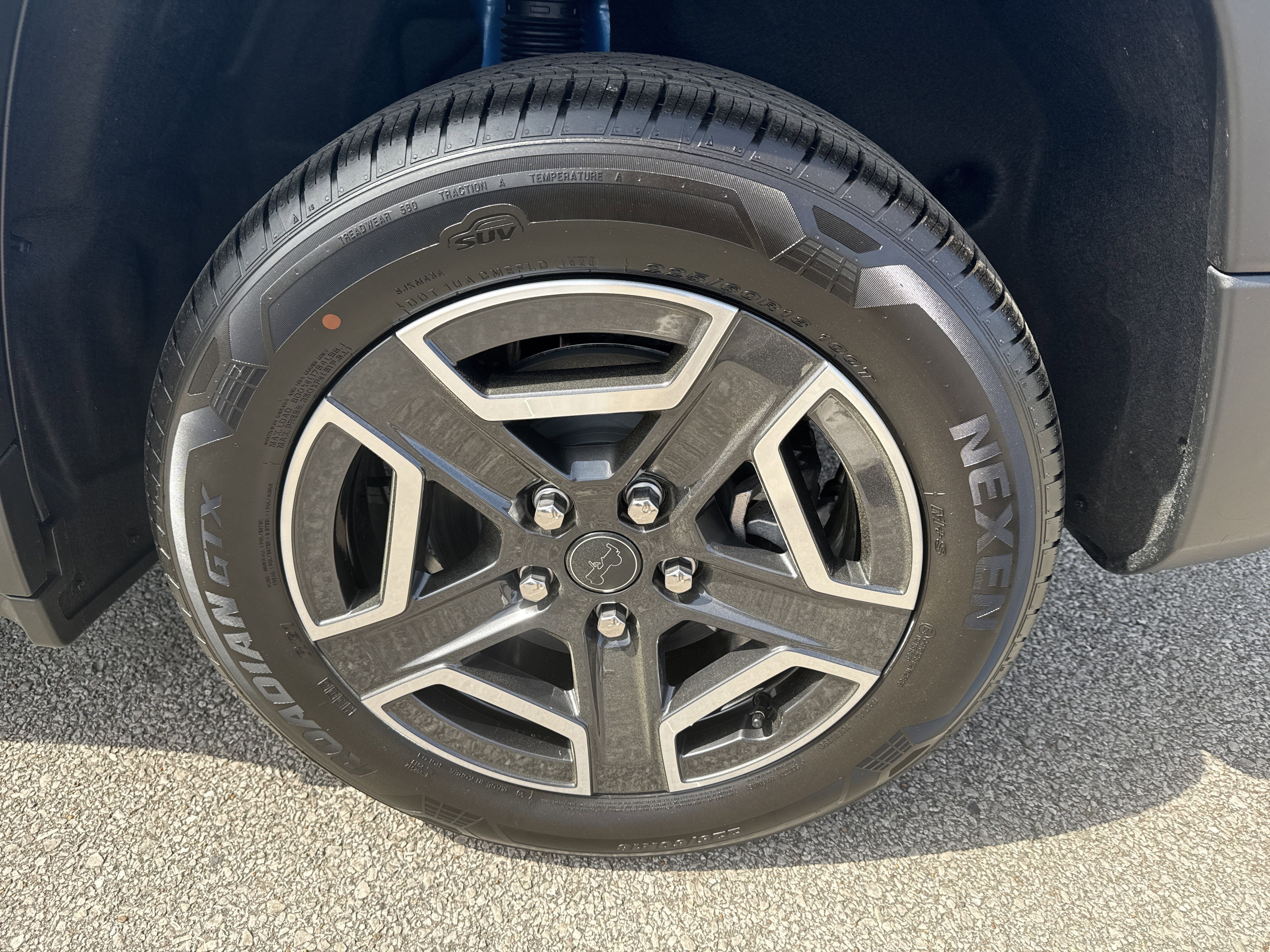 New 2026 Hydro Blue Pearlcoat Jeep Limited image 21
