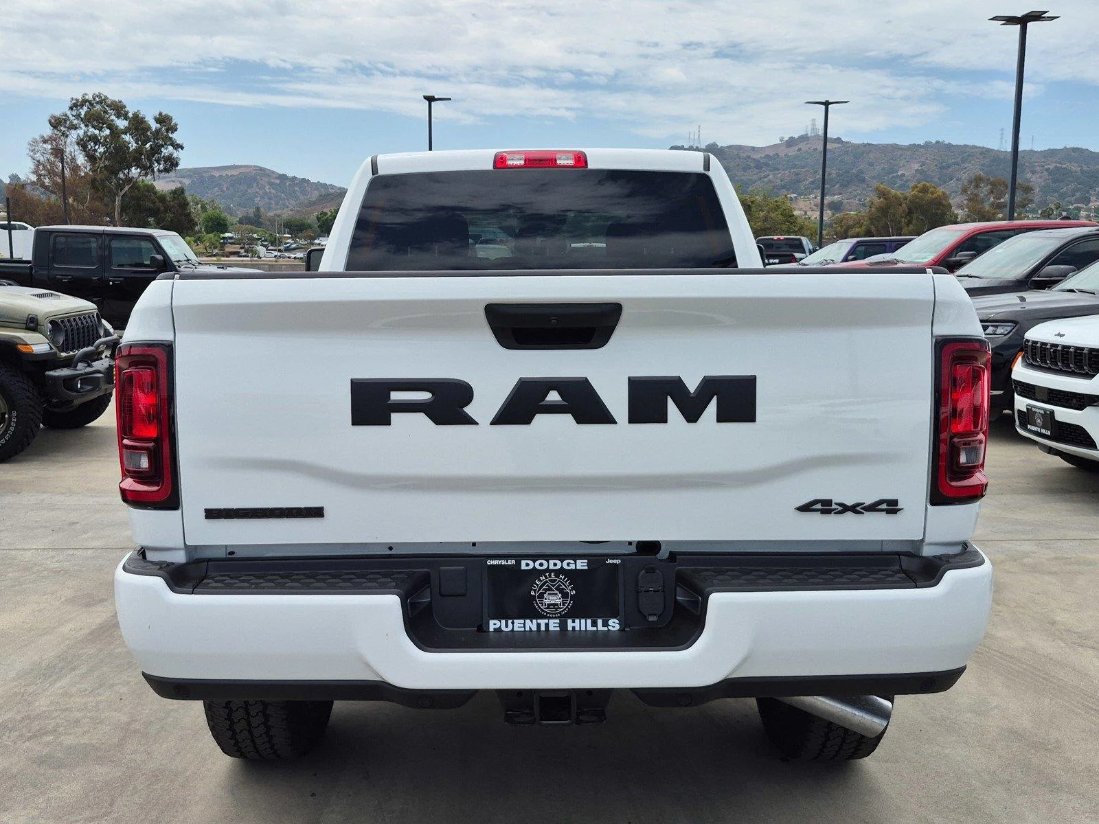 New 2026 Bright White Clear-Coat Exterior Paint RAM Big Horn image 5