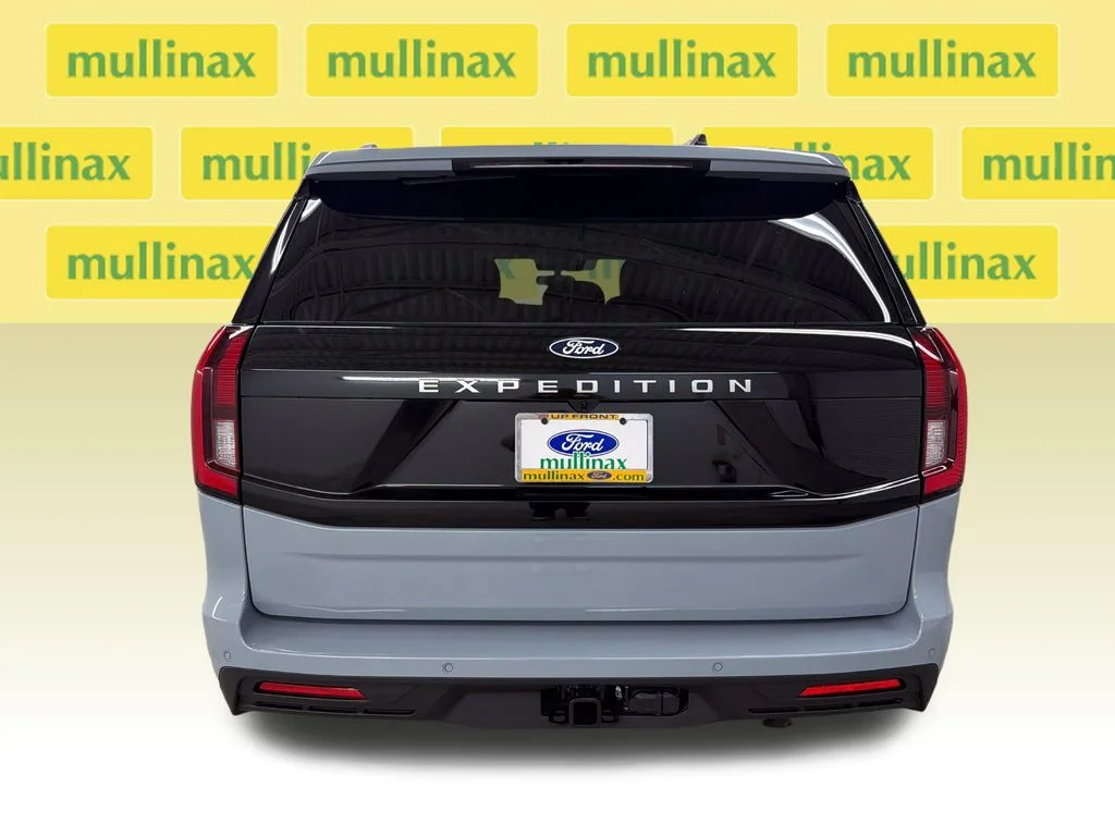 New 2027 Gray Ford Active image 7