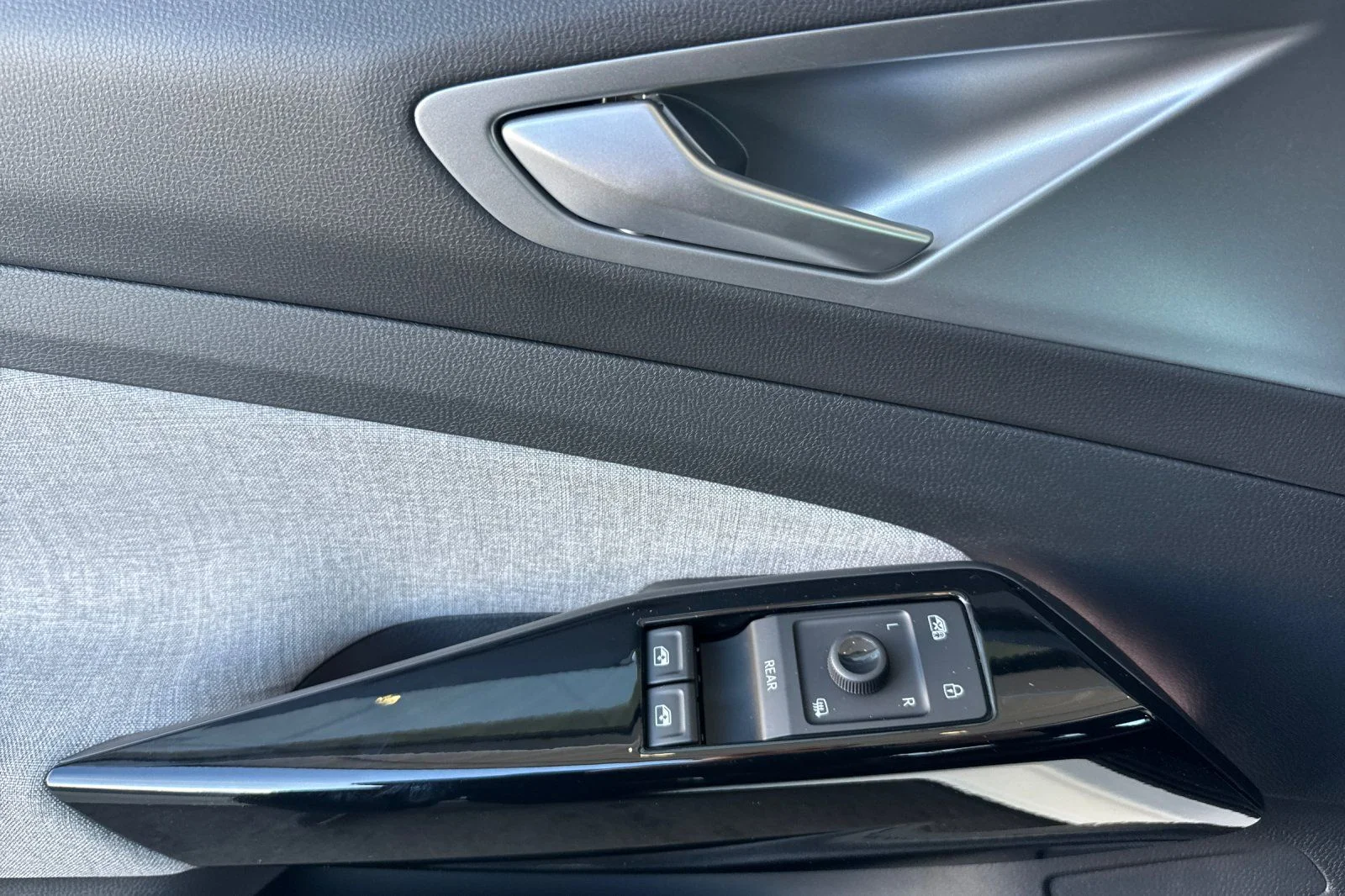 New 2026 White Volkswagen Pro image 10