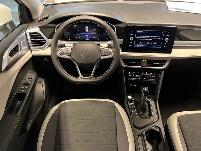 New 2026 White Volkswagen 1.5T SE image 11