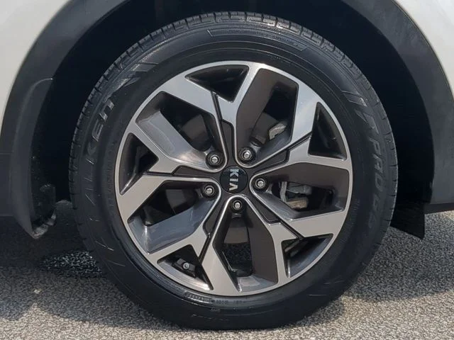 Certified Used 2020 Snow White Pearl Kia EX image 11
