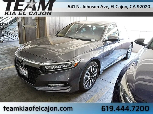 2020 Honda Accord Hybrid Touring's photo