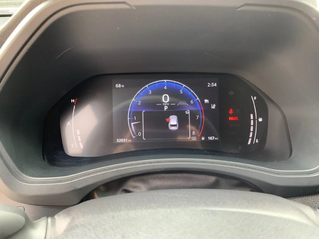 Used 2025  Toyota XLE image 30