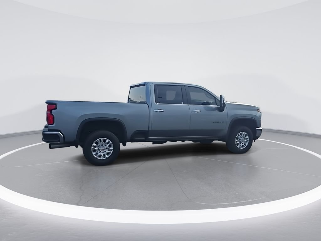 Used 2024 Gray Chevrolet LTZ image 9