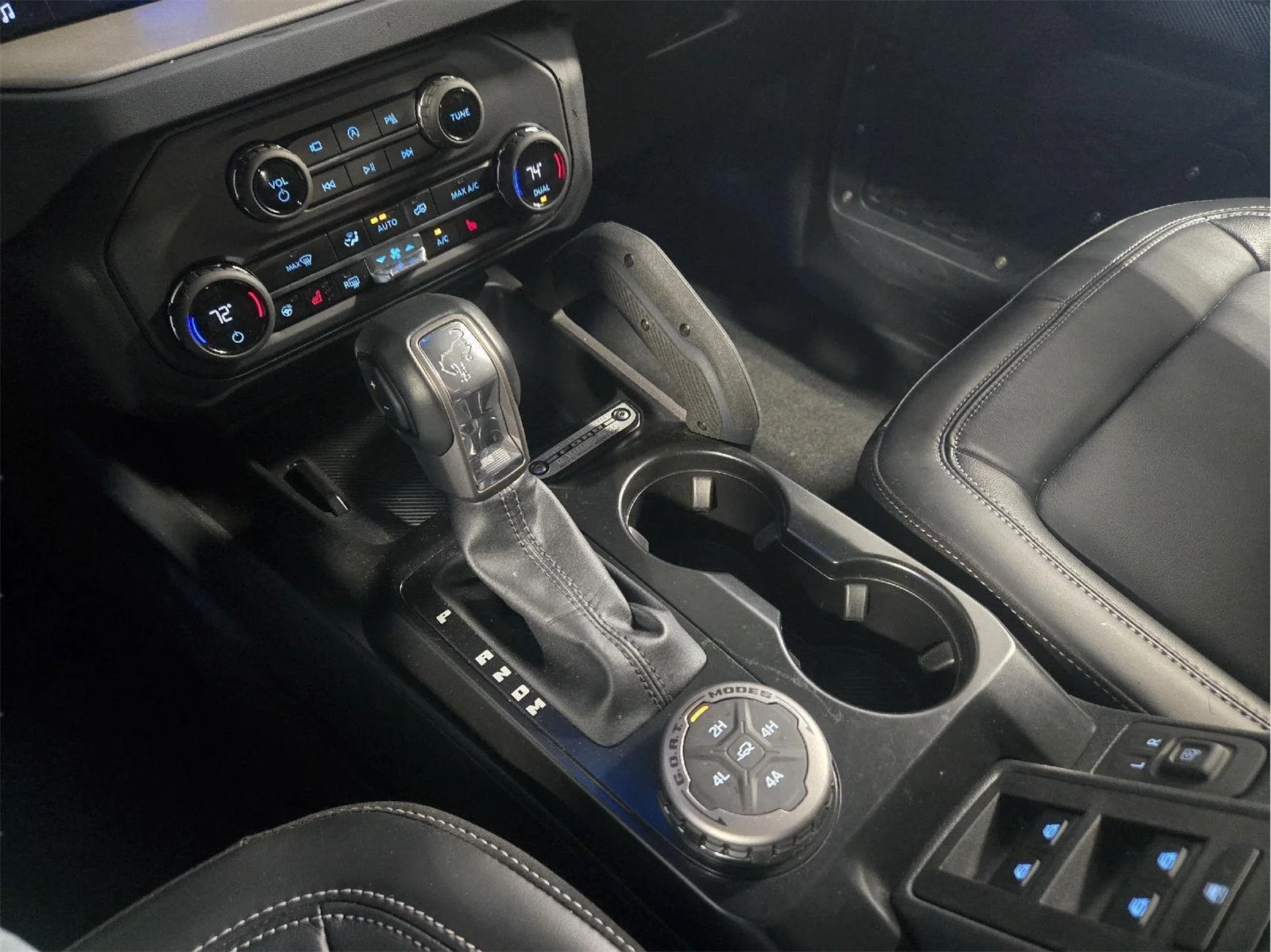 Used 2025 Oxford White Ford Outer Banks image 32