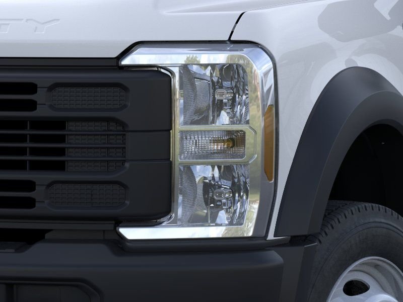 New 2026 Oxford White Ford XL image 17