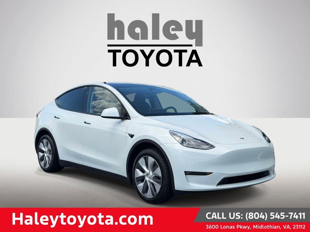 2023 Tesla Model Y Rear Wheel Drive's photo