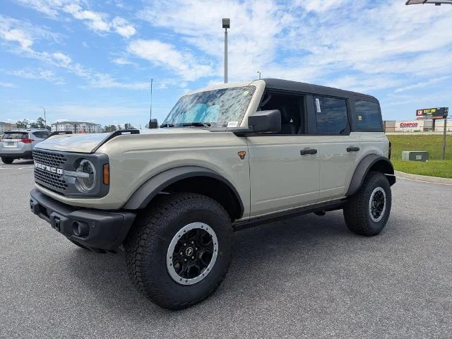 New 2026 Desert Sand Ford Badlands image 39