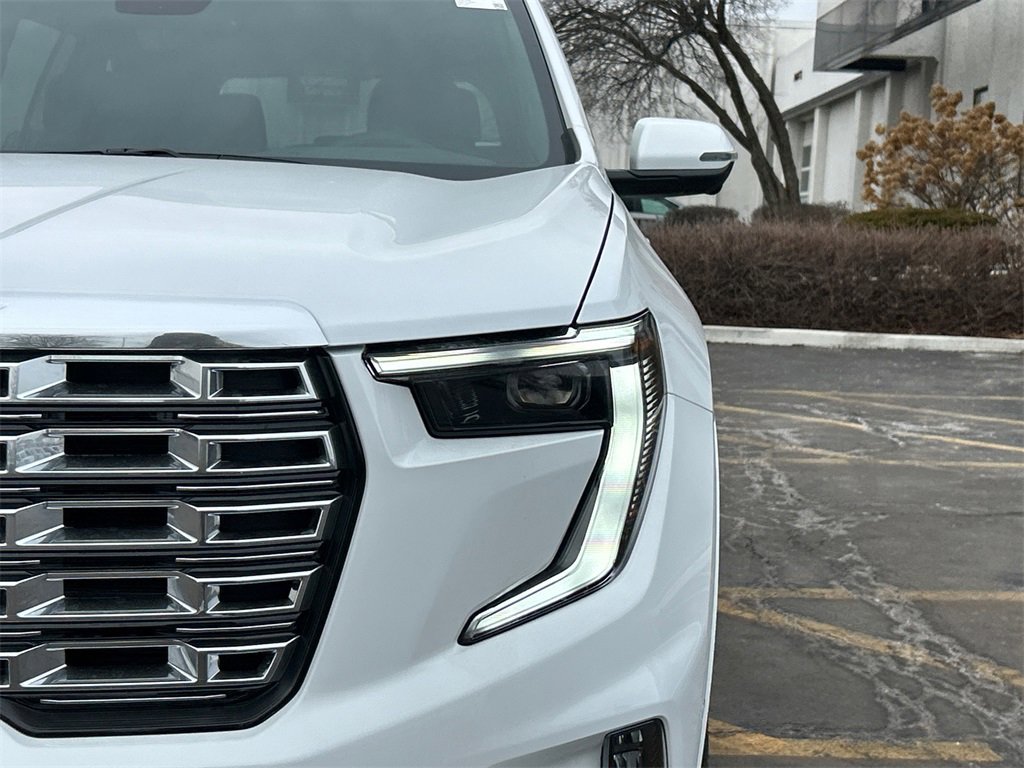 2026 GMC ACADIA - Image 9