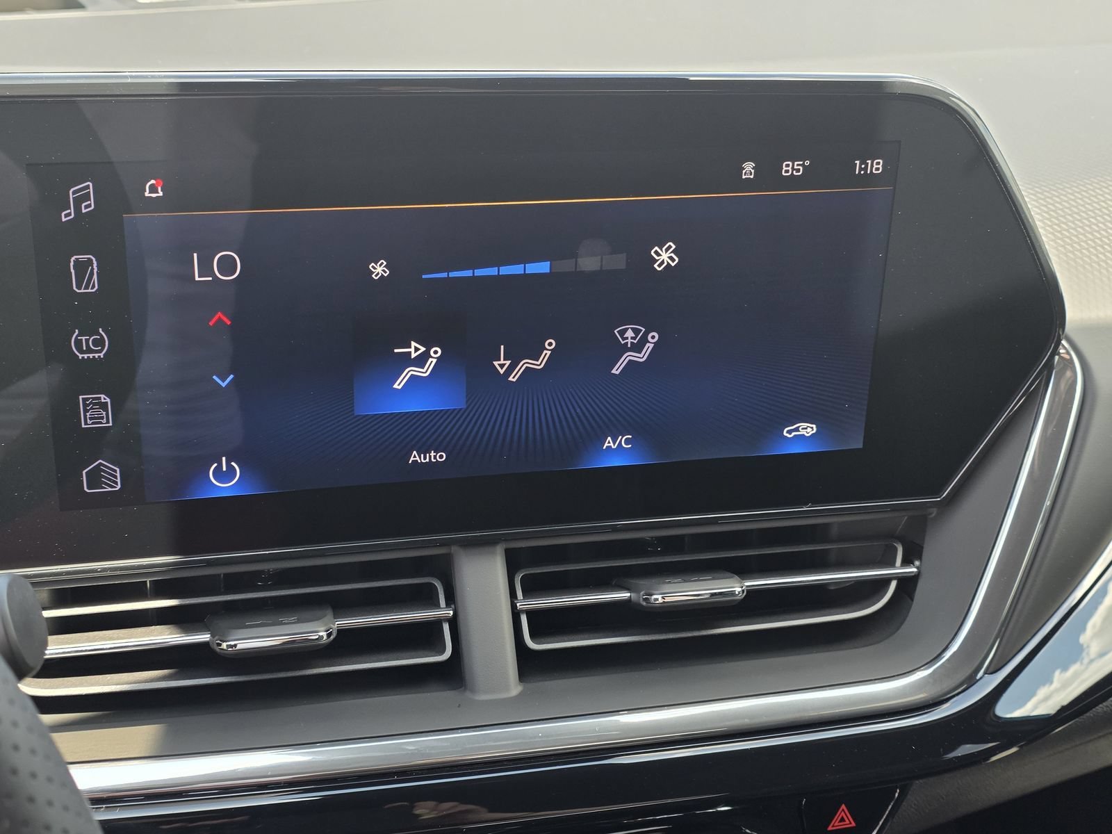 2026 Chevrolet Trax LT - Photo 10