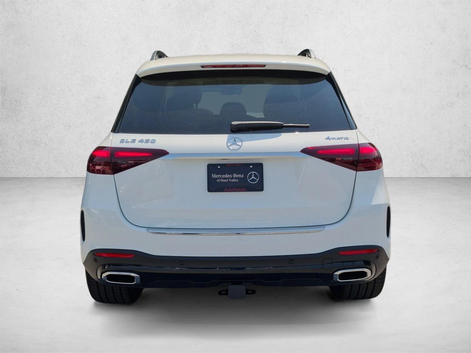 New 2026 Polar White Mercedes-Benz GLE450 image 8
