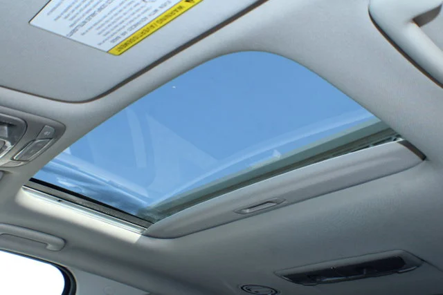 Used 2022 Ebony Black Kia EX image 7