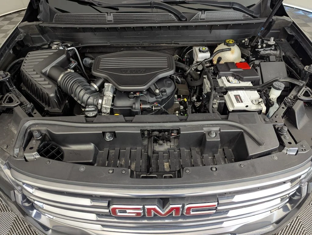 Used 2023 Black GMC AT4 image 61