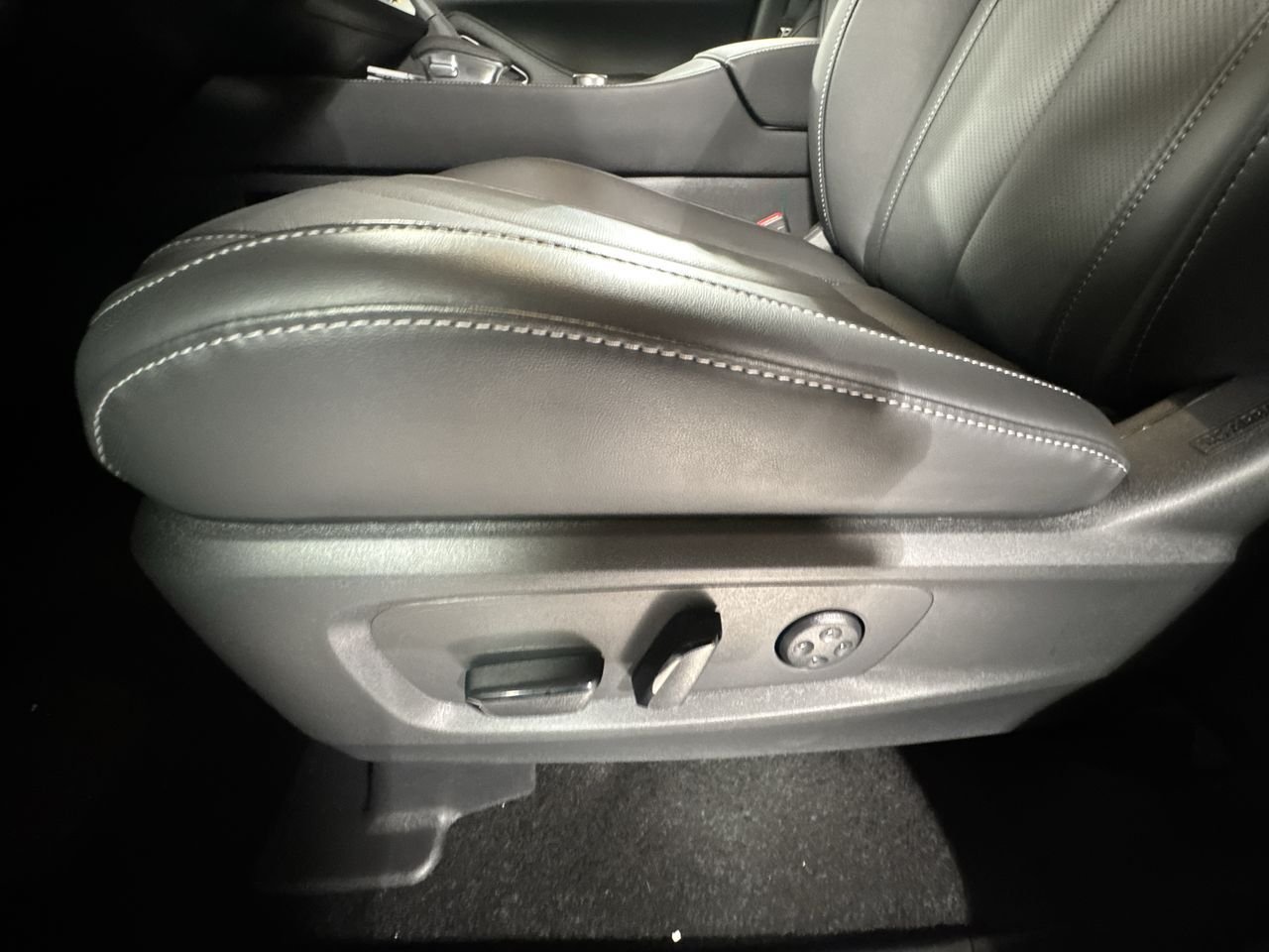 2025 INFINITI QX60 LUXE - Photo 14