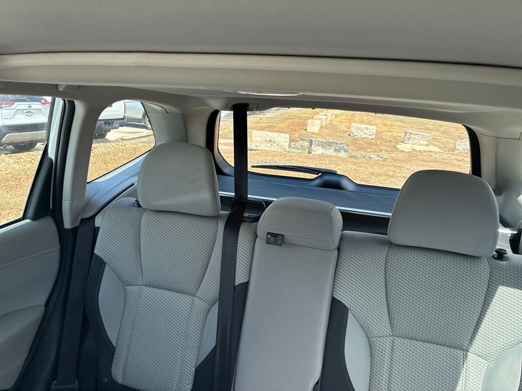 Used 2022 White Subaru Premium image 7