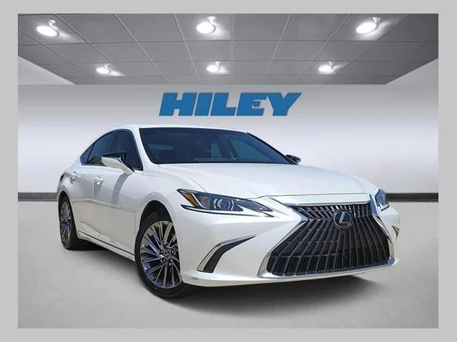 2024 Lexus ES 300h 300h Luxury's photo