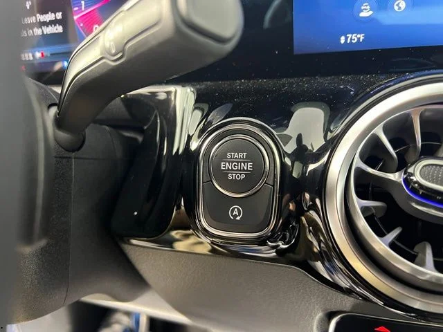 New 2026 Cirrus Silver Metallic Mercedes-Benz GLA 250 image 30