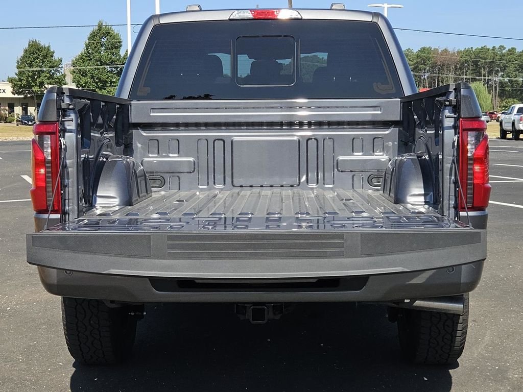New 2026 Carbonized Gray Metallic Ford XLT image 41
