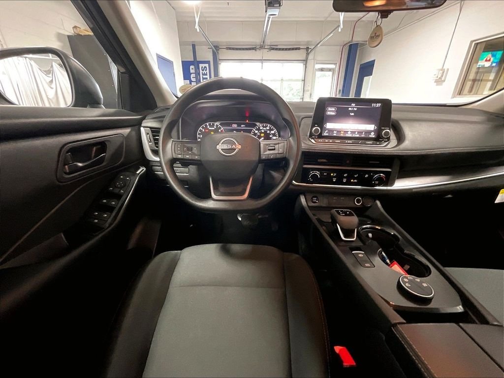 Used 2026 Gray Nissan S image 17