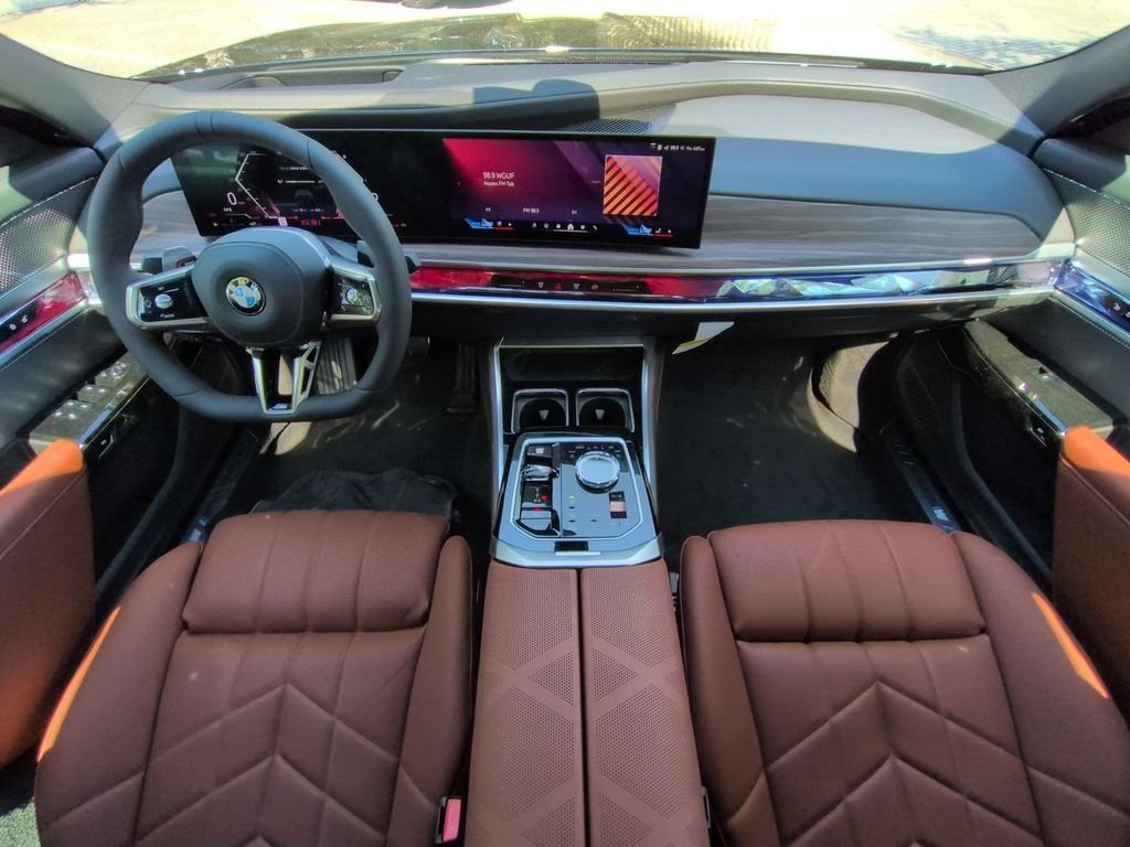 New 2026 Carbon Black Metallic BMW 760i xDrive image 15