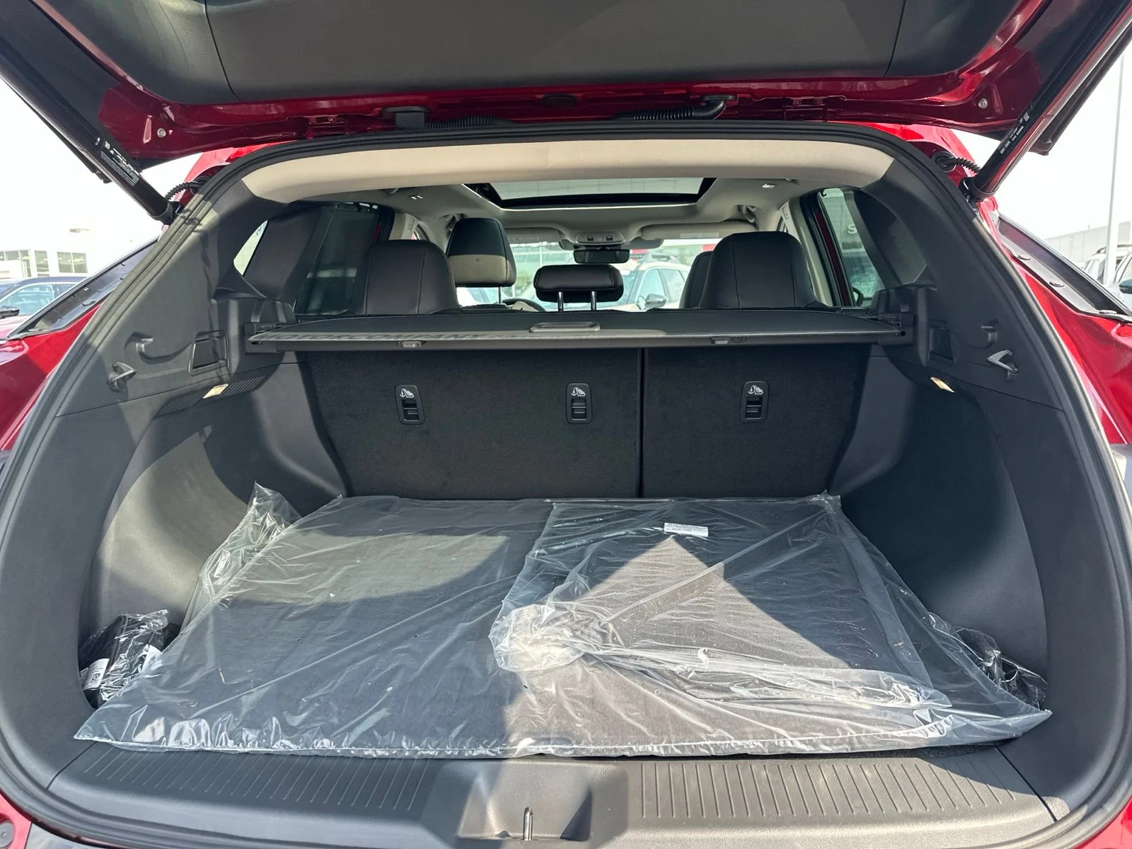 New 2026 Scarlet Ember Tintcoat Nissan Platinum image 25