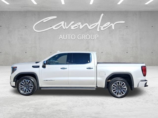 Used 2024 White Frost Tricoat GMC Denali Ultimate image 14