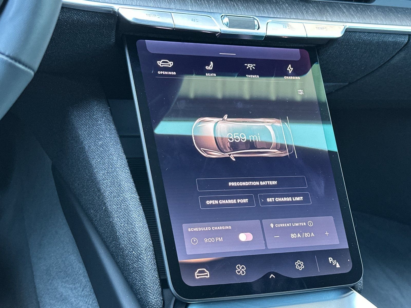 Used 2025  Lucid Touring image 22
