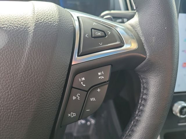 Used 2023 Burgundy Ford SEL image 19
