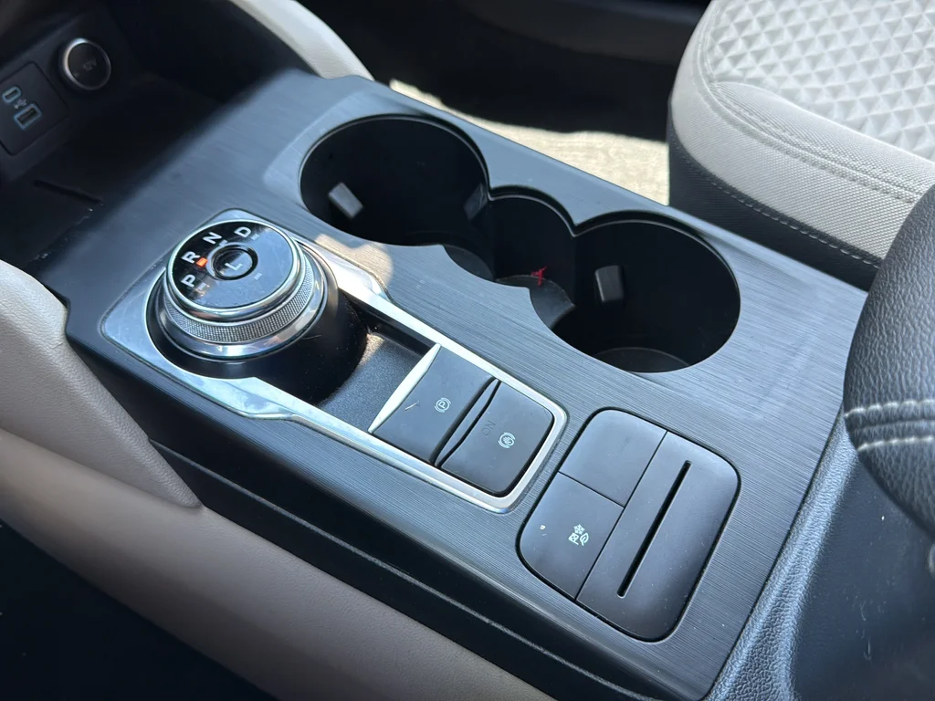 Used 2021 White Ford SE image 23