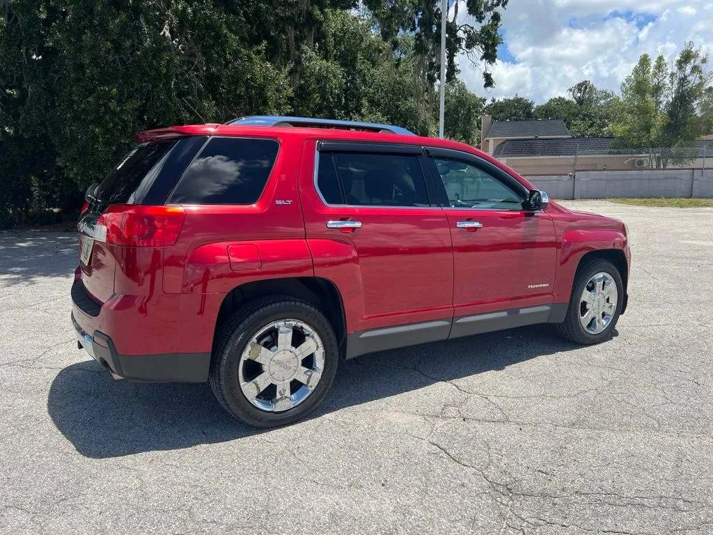 Used 2015 Red GMC SLT-2 image 3