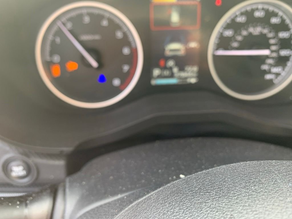 Used 2019 White Subaru Limited image 4