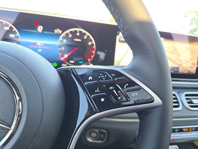 New 2026 Black Mercedes-Benz GLE580 image 20