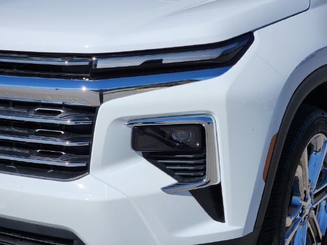 2027 Chevrolet Traverse LT - Photo 10