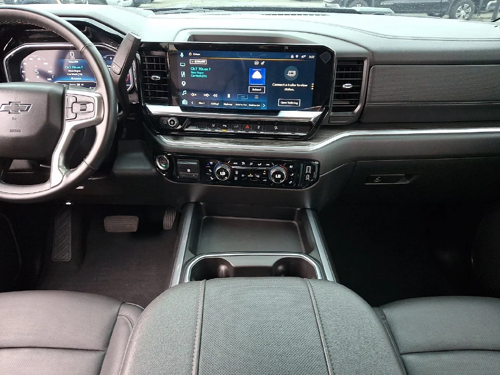 Used 2025 Black Chevrolet LTZ image 16