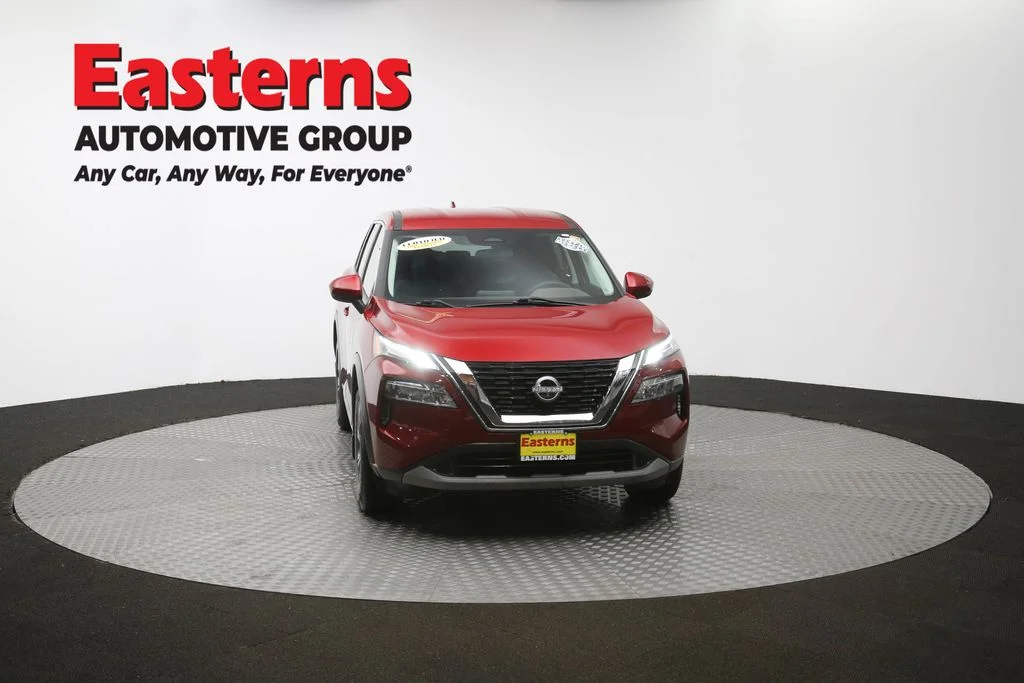 Used 2023 Red Nissan SV image 49