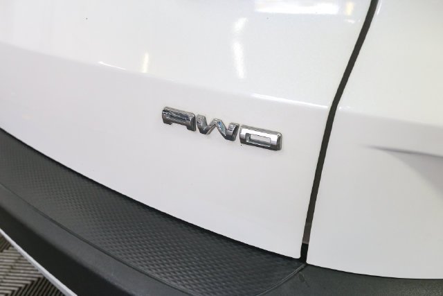 Used 2020 White Ford SE image 10