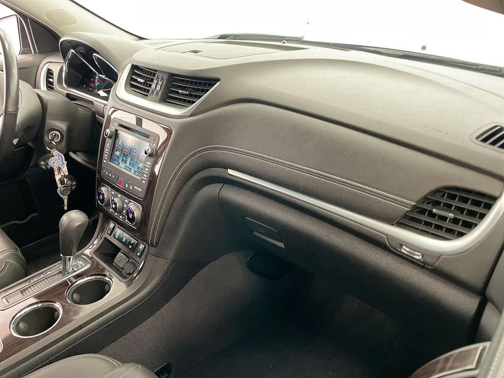 Used 2017 Tungsten Metallic Chevrolet Premier image 28