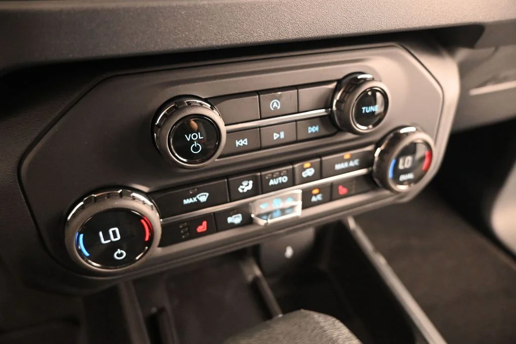 New 2026 Avalanche Gray Ford Big Bend image 15
