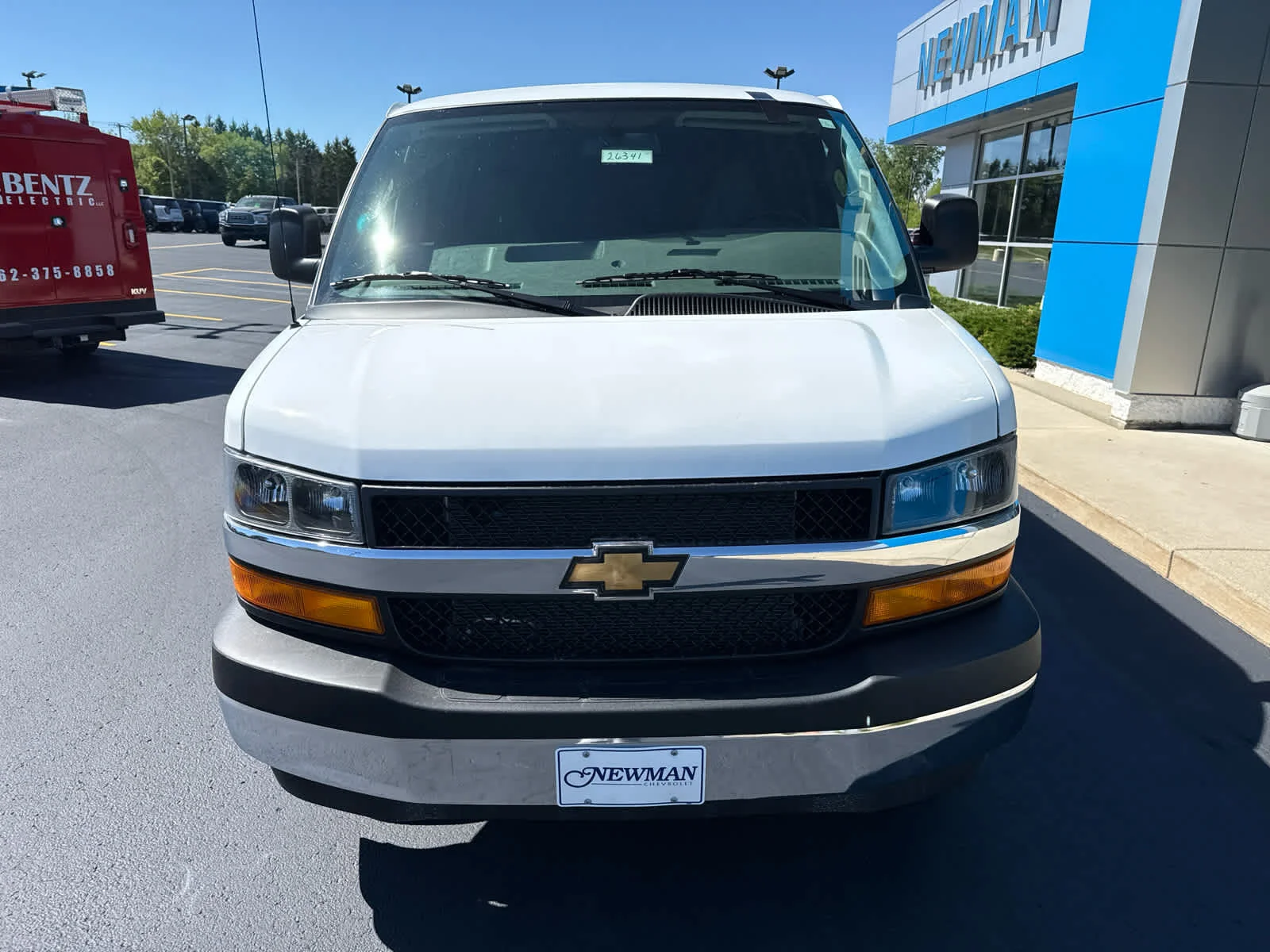 New 2026 Summit White Chevrolet WT image 2
