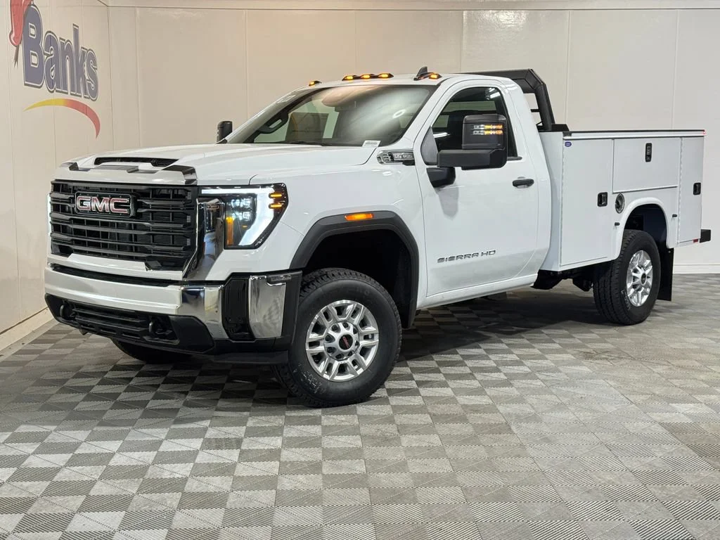 New 2026 Summit White GMC Pro image 2