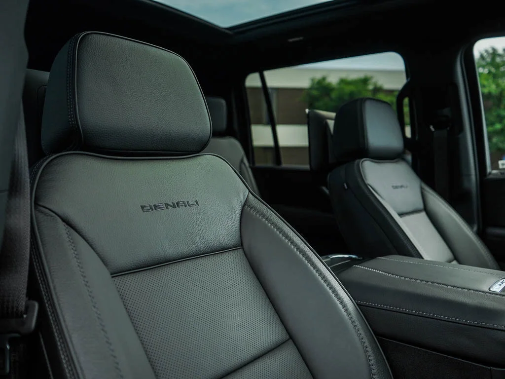 2026 GMC Yukon XL Denali - Photo 11