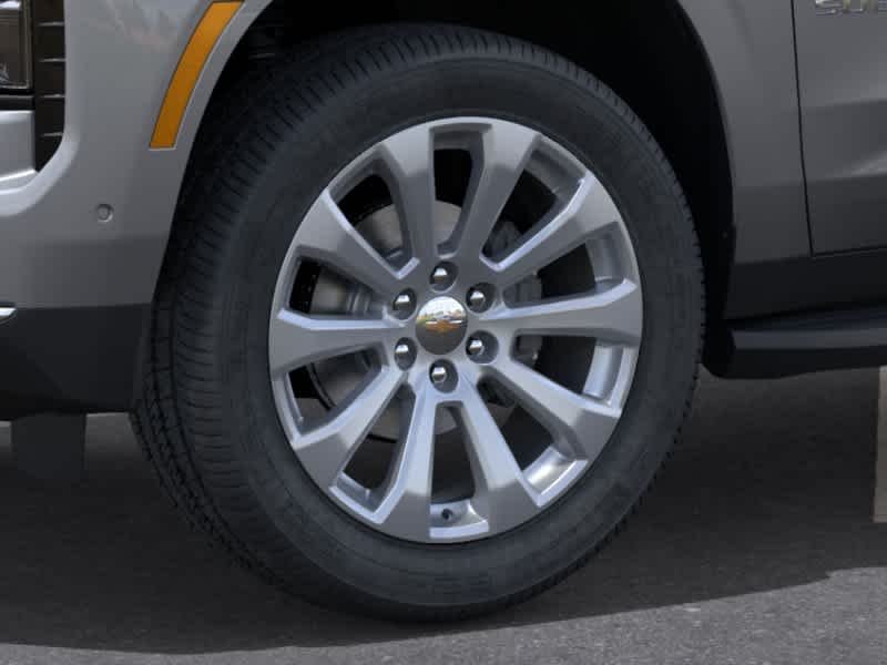 2026 Chevrolet Suburban Premier - Photo 9