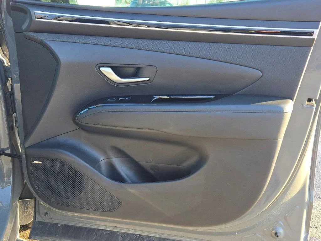 Used 2022 Gray Hyundai Limited image 8