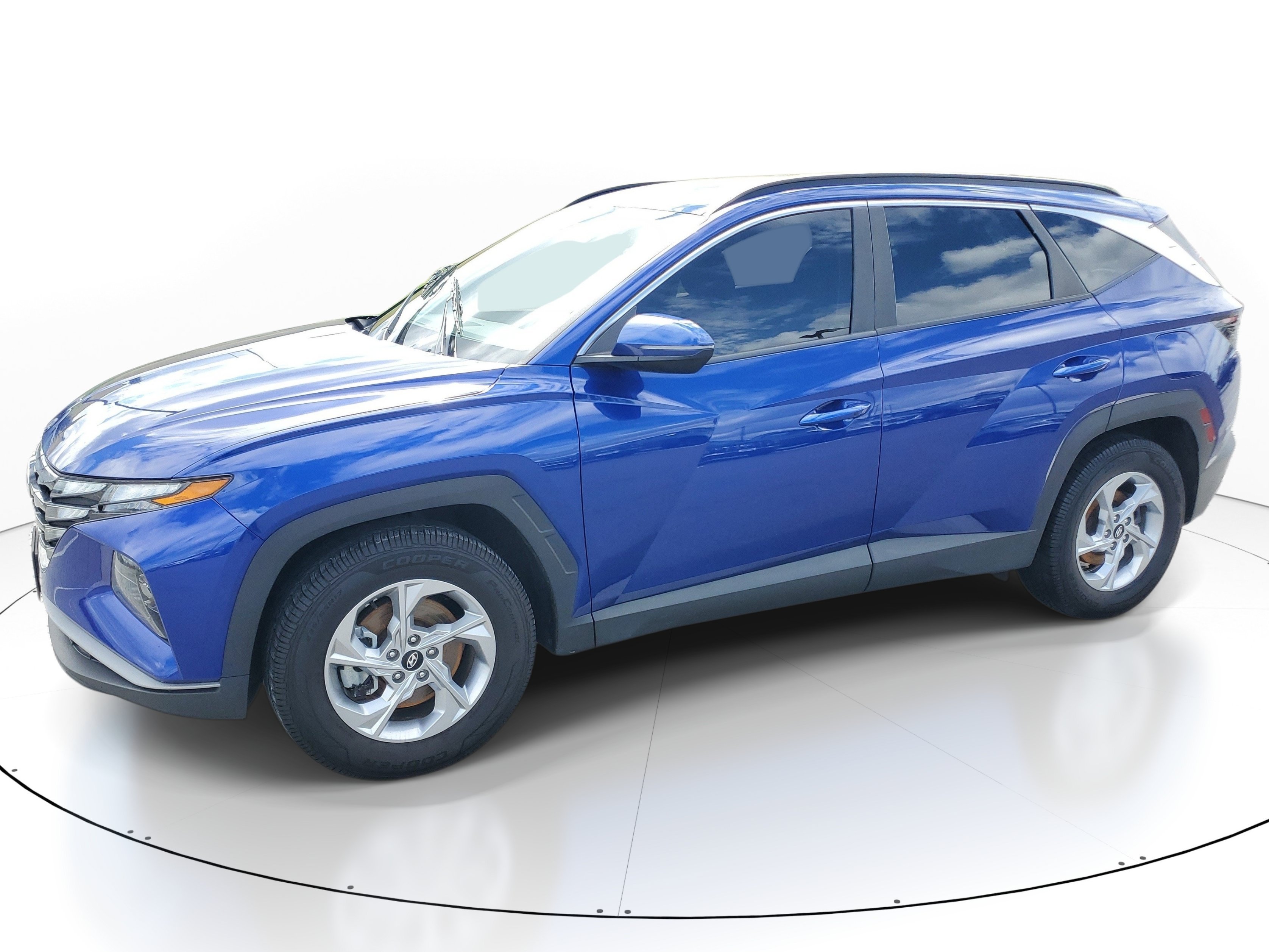 Used 2022 Intense Blue Hyundai SEL image 2