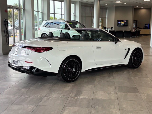New 2026 MANUFAKTUR Moonlight White Metallic Mercedes-Benz AMG® CLE 53 4MATIC+ Cabriolet image 36